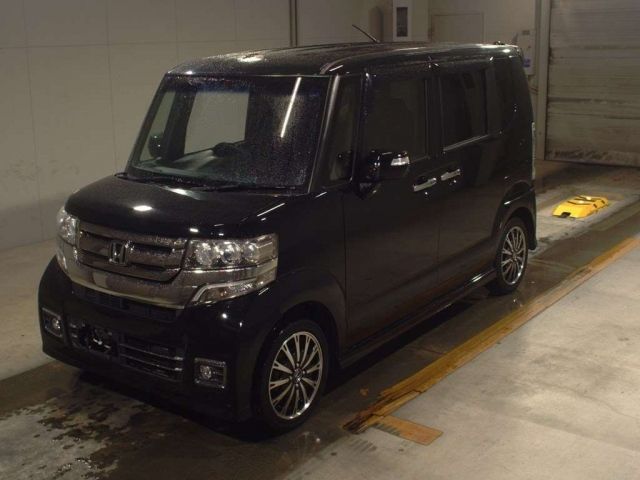 3242 Honda N box JF1 2016 г. (TAA Kyushu)